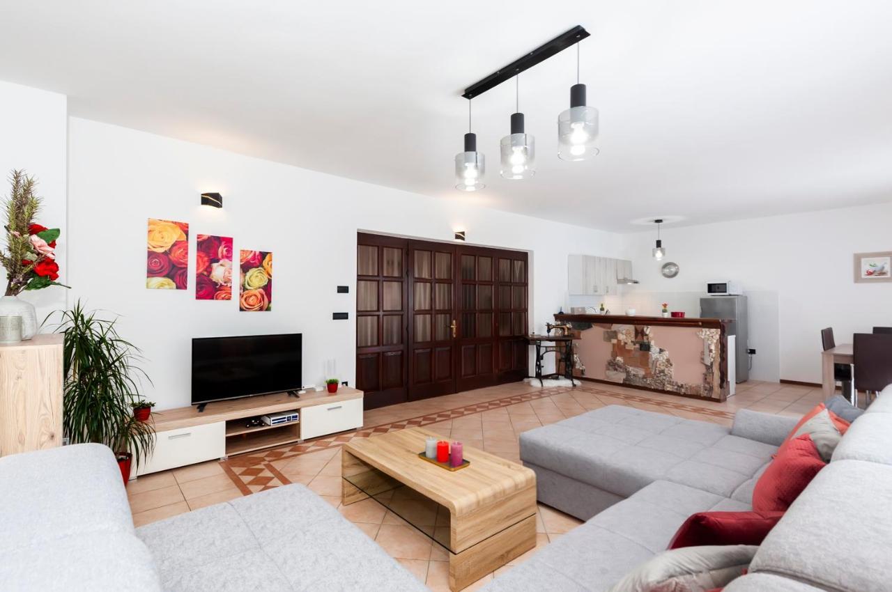 Apartment St. Antonio روفينج المظهر الخارجي الصورة