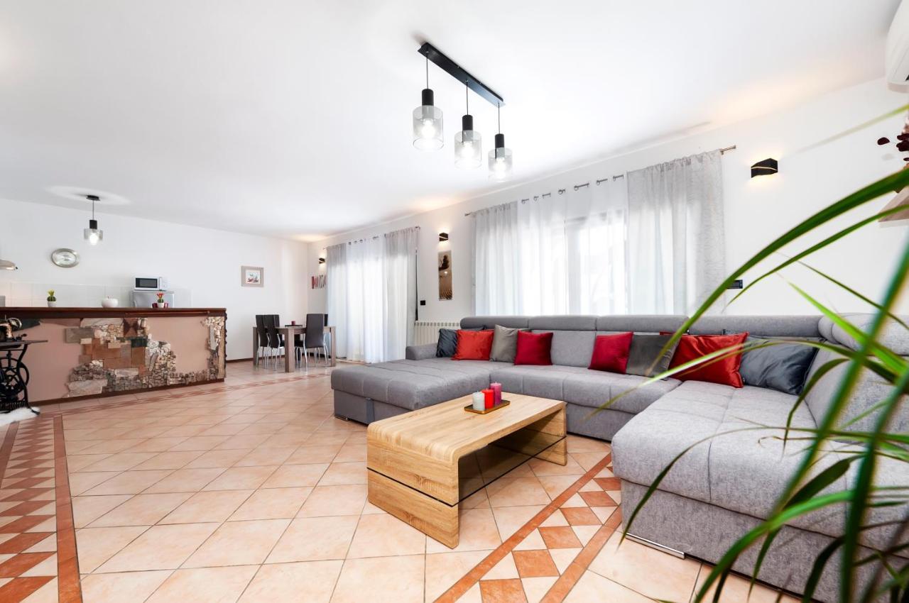 Apartment St. Antonio روفينج المظهر الخارجي الصورة